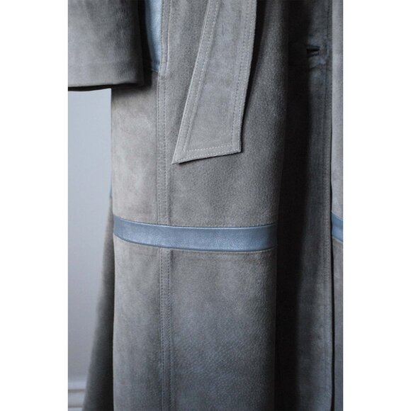 Vintage 70's Grey Suede Trench - Picture 3 of 7